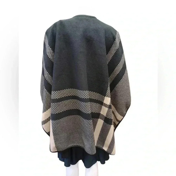 Nicole Miller Original Black Tan O/S Shall - Picture 3 of 7